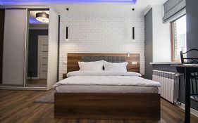 Lux Apartment Near Arena City